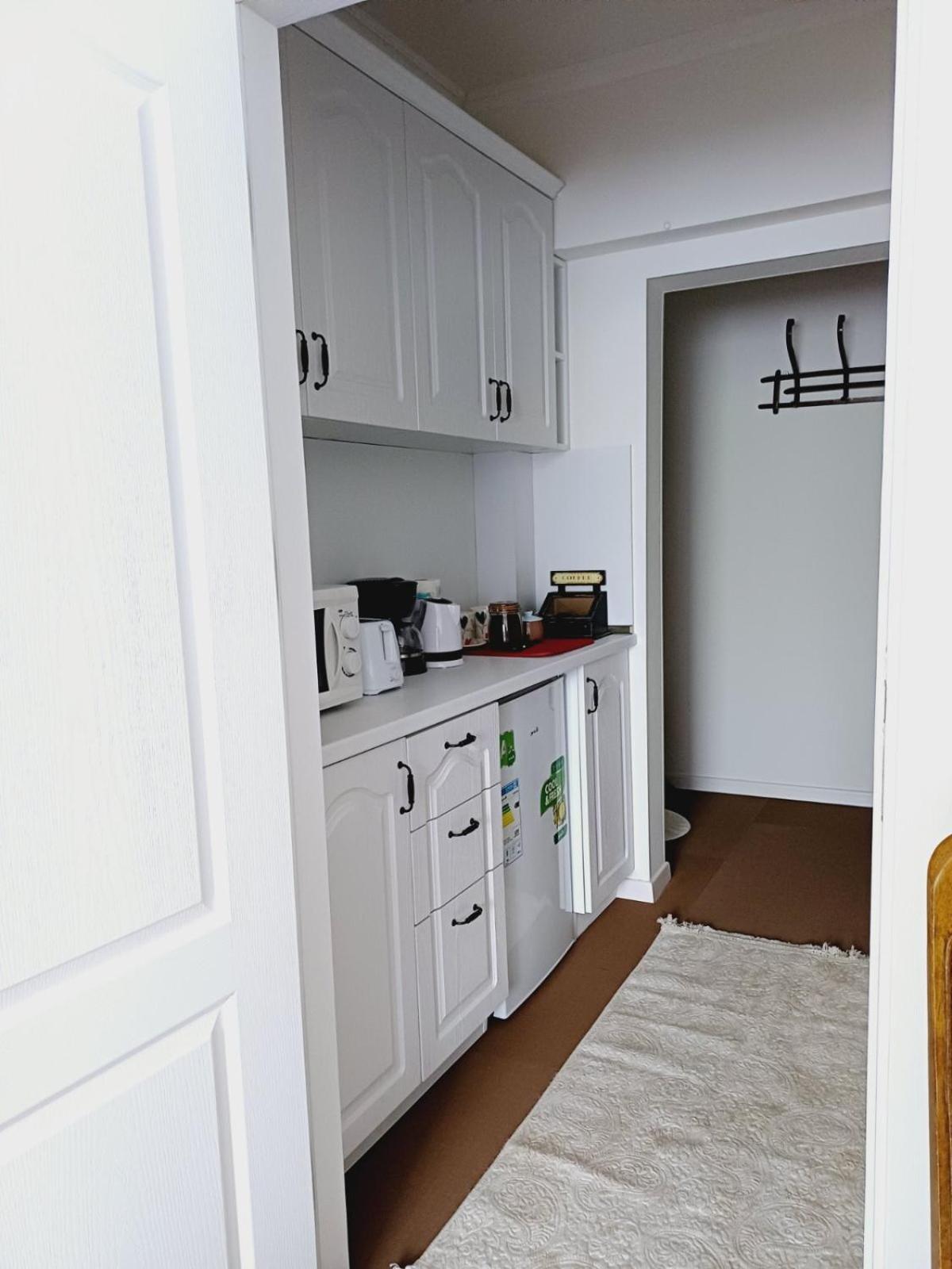 Wild Cherry Apartments St Constantin et Helena Extérieur photo